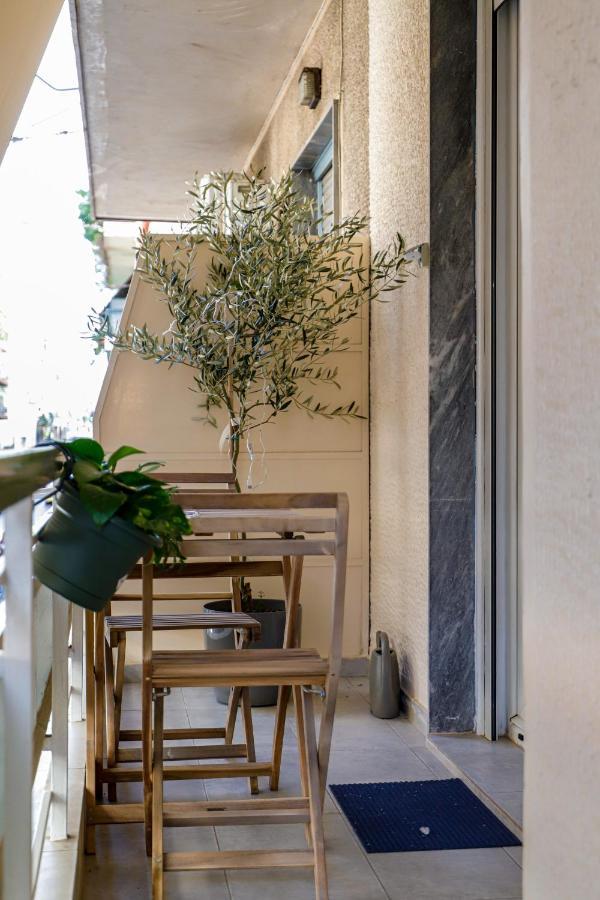 Newly Renovated Apartment 7 Min Walk From Acropolis Афины Экстерьер фото